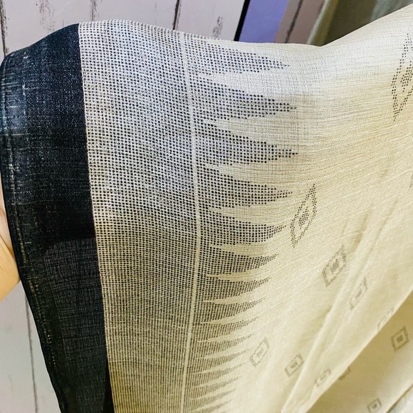 Beautiful dress for Khadi lover, size L,with enough margin inside on both sides - Picture 8 of 10